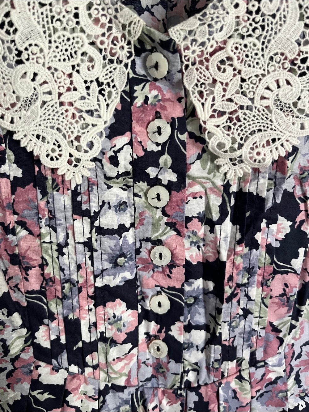 Laura Ashley Vintage Floral short sleeved dress Lace Collar Size 8 - Picture 4 of 9